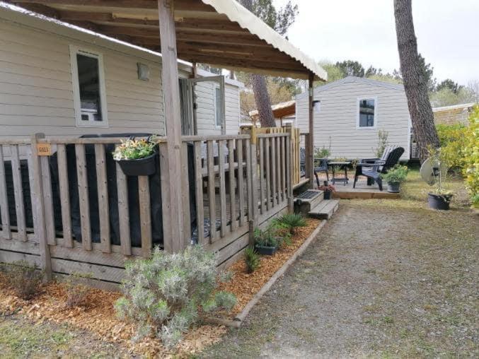 Mobil-home Climatisé 4 personnes camping 5* Lit et mixe Landes Esterno foto